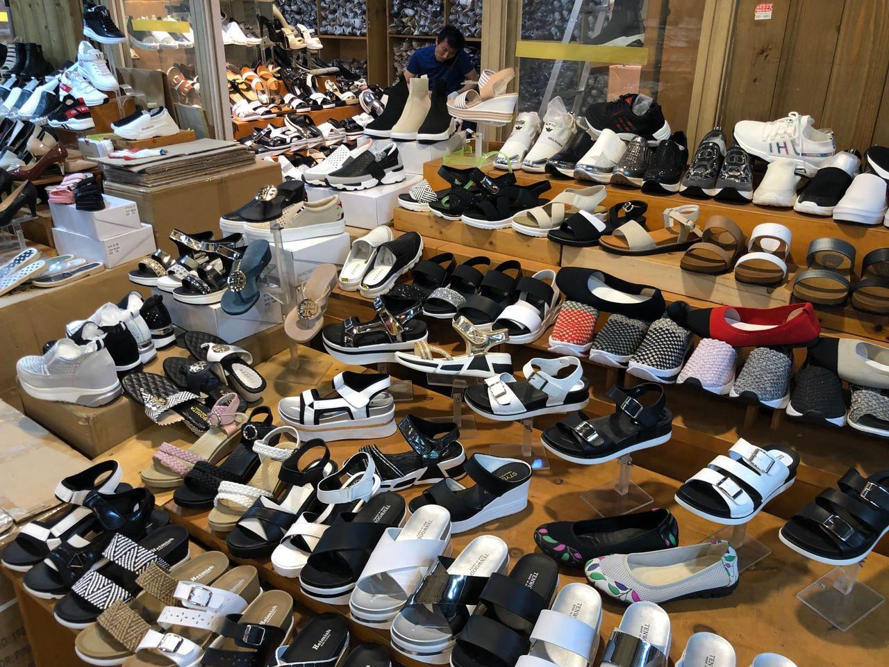 A Visit to the Dongdaemun Shoes Market